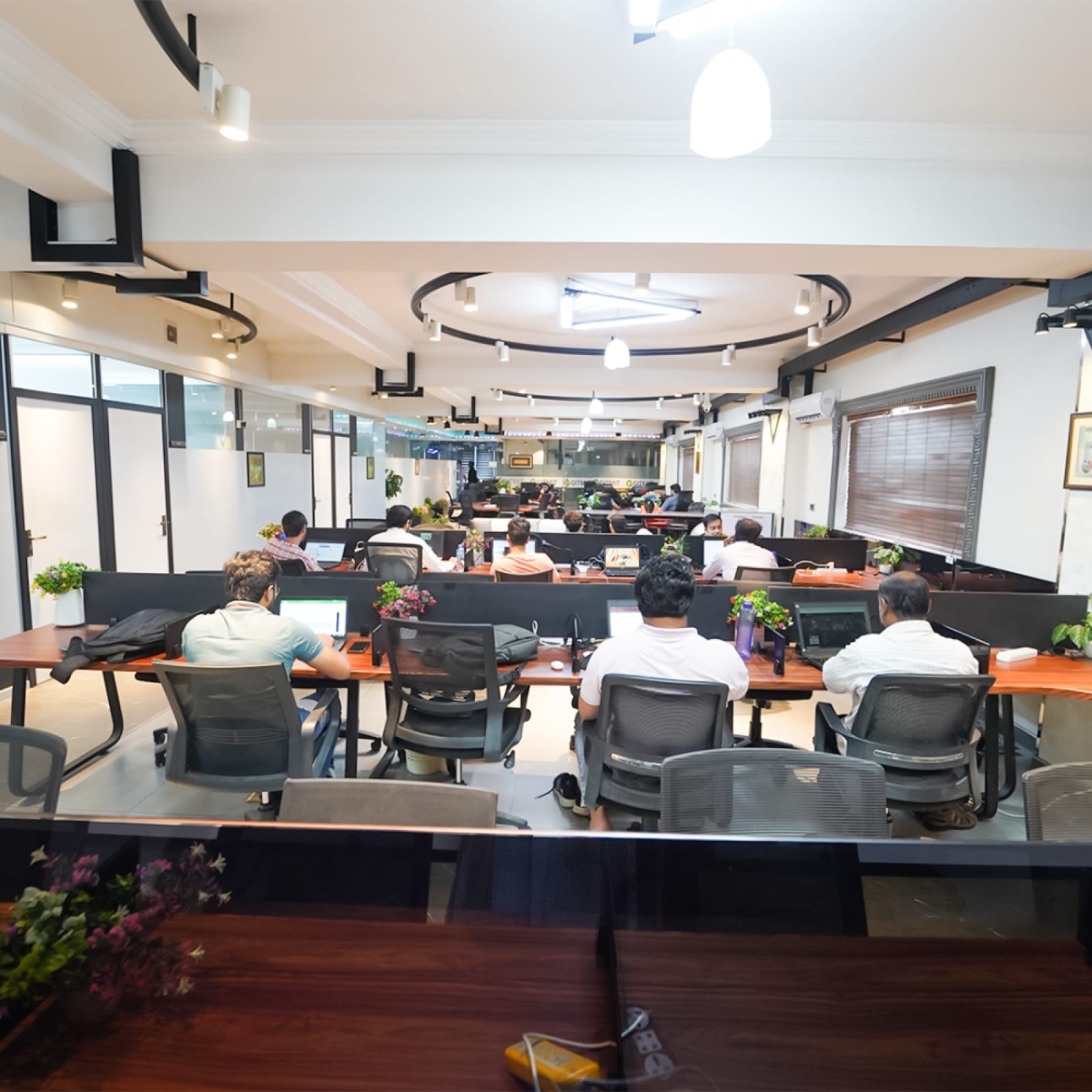 WhatsApp Image 2025-11-02 at 14.56.54 (1)